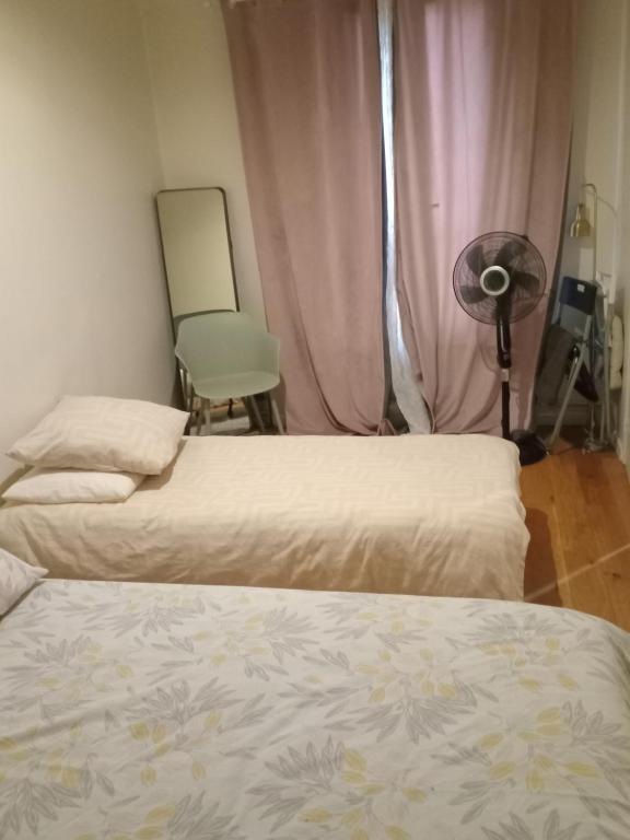 Photo de la galerie de l'établissement 5 personne Chambre salon proche centre ville, à Paris
