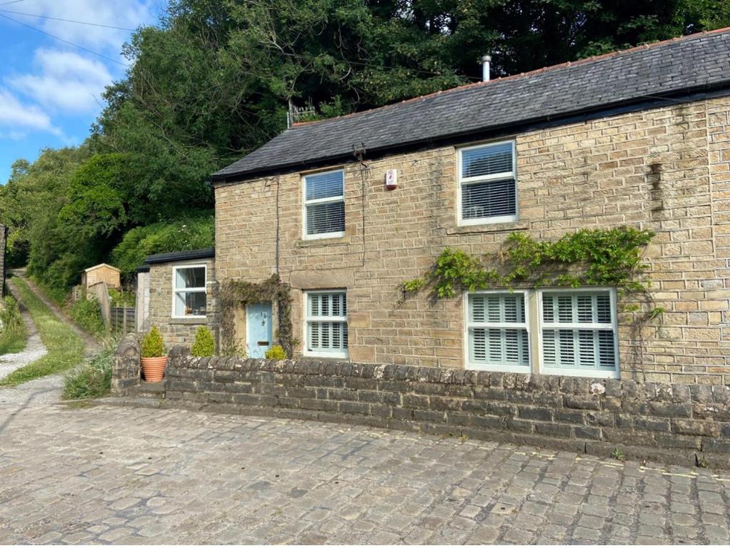 Wool Road Cottage, Saddleworth