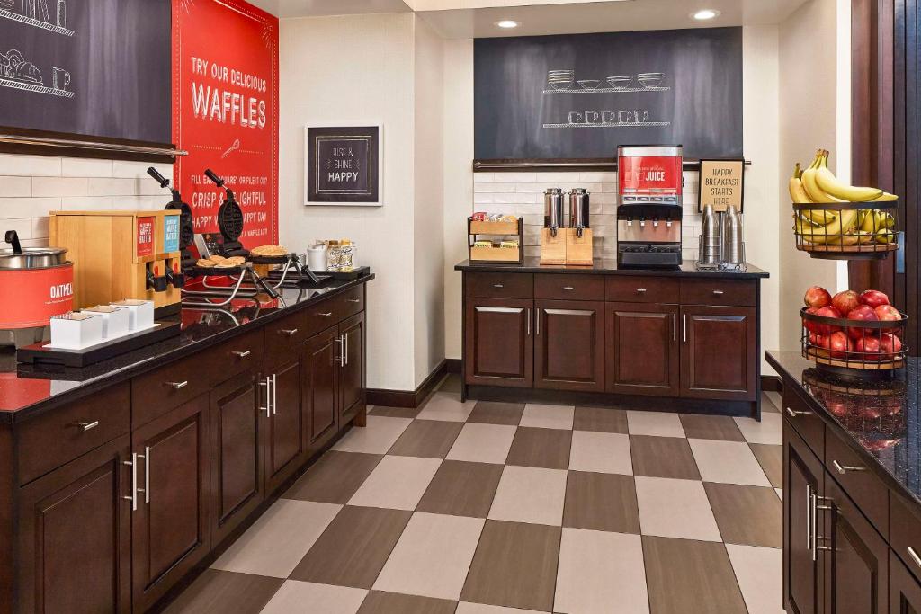 Hampton Inn & Suites Hershey Near the Park photo