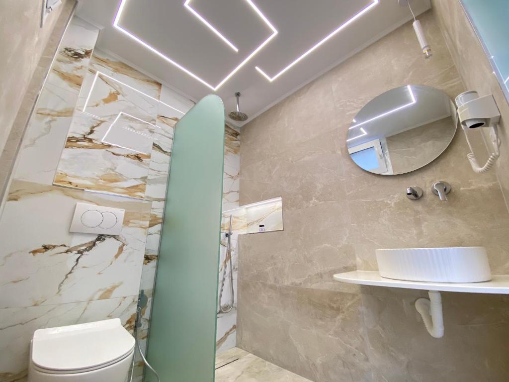 Koupelna v ubytování Hotel Mesun Himare