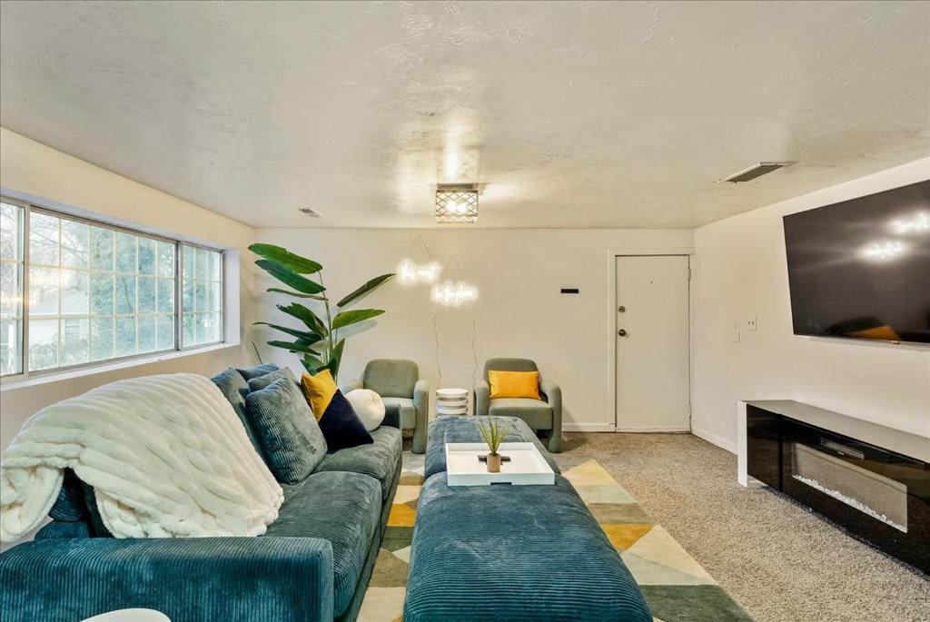 Big Cottonwood Regional Park Pet Friendly - Housity