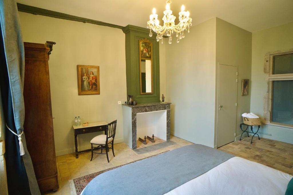 Château de Rancé - Queen Room With Garden View