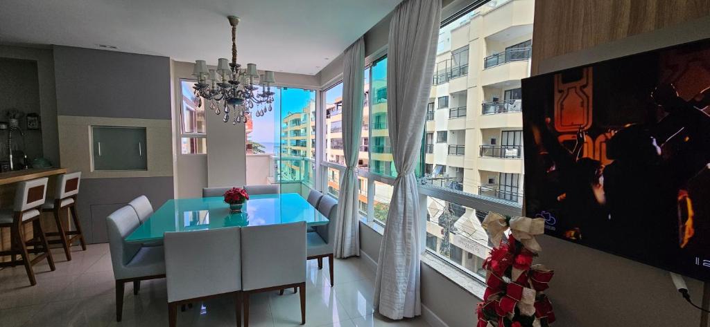 Fotografie z fotogalerie ubytování APARTAMENTO 3 SUITES MEIA PRAIA - ITAPEMA - 90 Metros DO MAR v destinaci Itapema