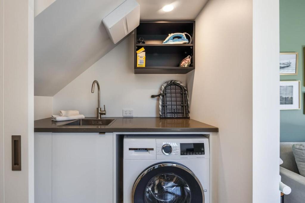 Dreamcatcher Cottage - 2BR Mystic Moonrise - Resim 23