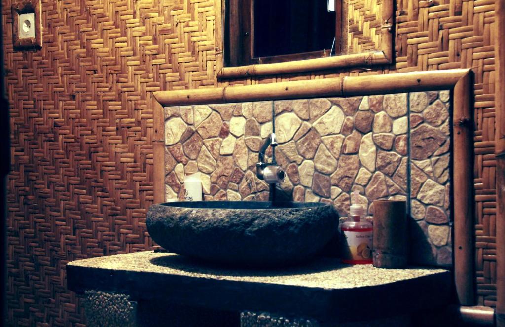 Pondok Indah Bungalows Tetebatu - 18