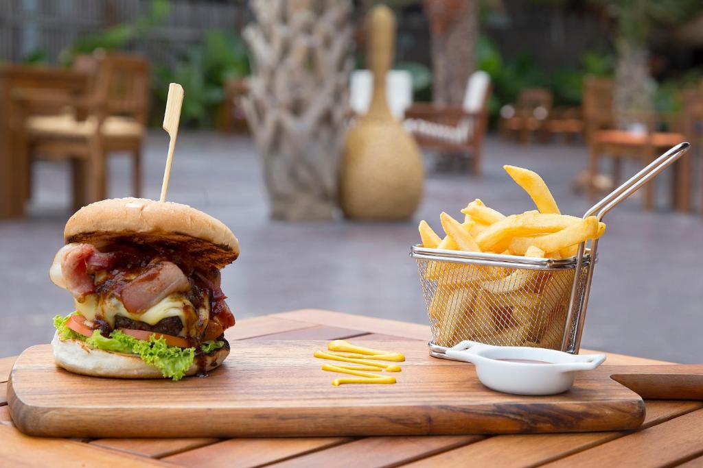 Essen im Resort oder in der Nähe