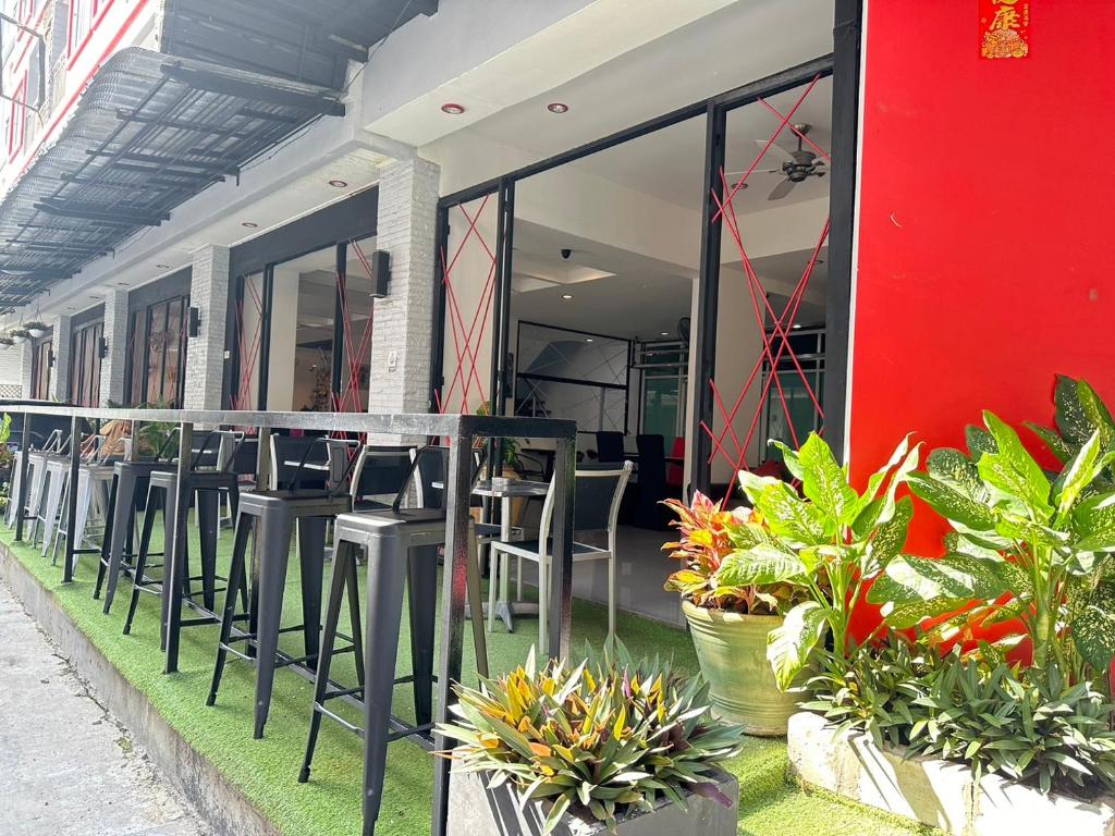 PJ Patong Resortel - Resim 5