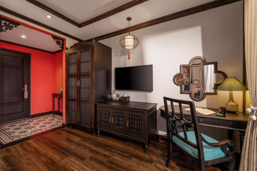 TV/trung tâm giải trí tại The An Bang Vanessa - Indochine Boutique Hotel