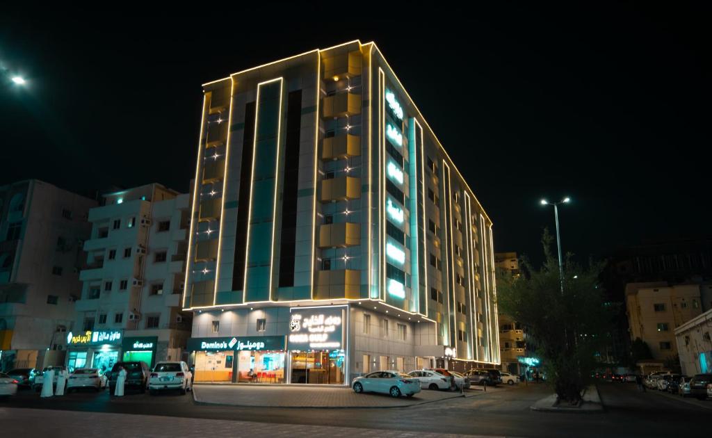 Tòa nhà nơi khách sạn căn hộ tọa lạc