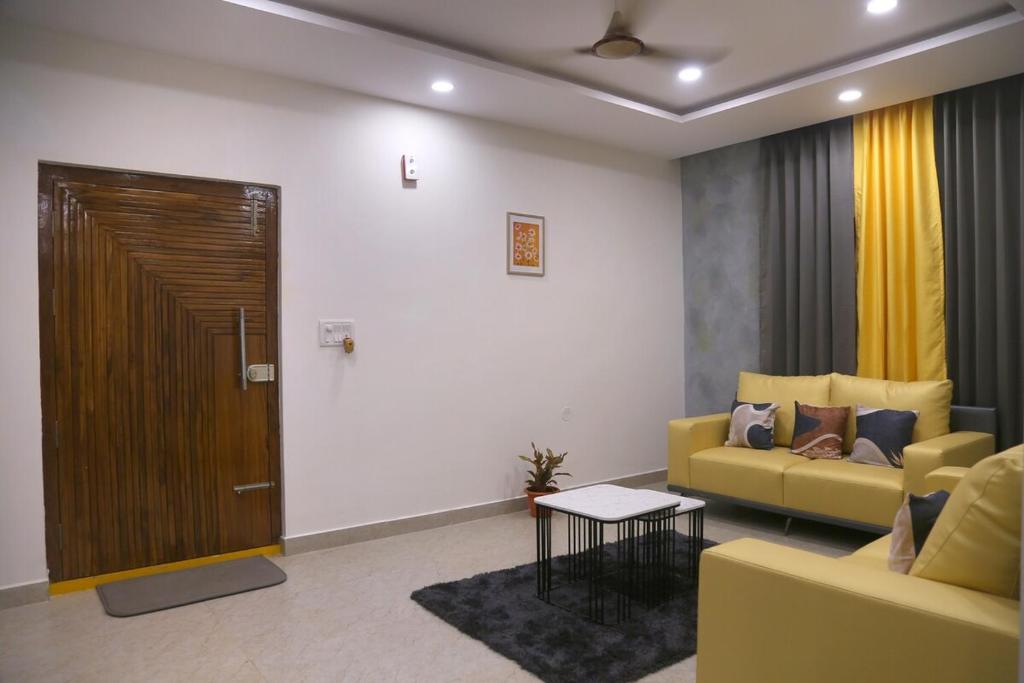 Posezení v ubytování Amara Bari - 3BHK, Gachibowli, Hyderabad