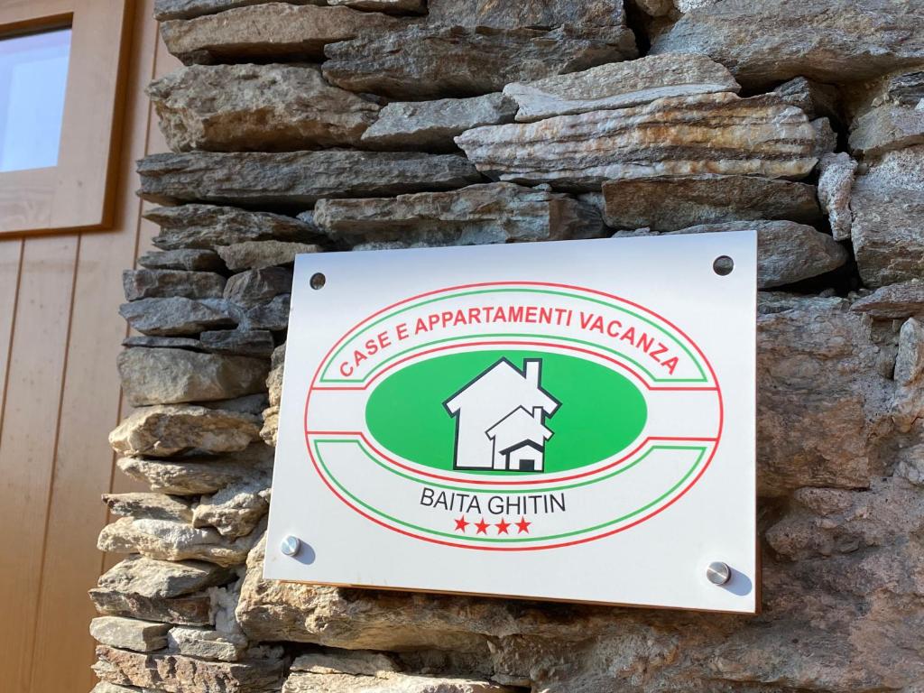 Certificato, attestato, insegna o altro documento esposto da BAITA GHITIN