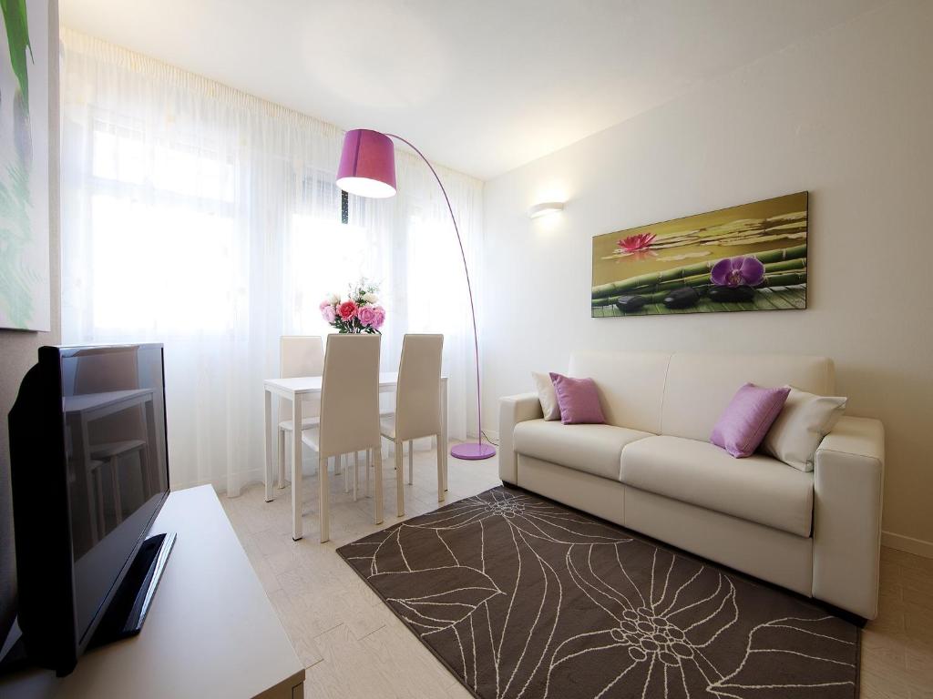 
Superior One-Bedroom Apartment with Free Parking
