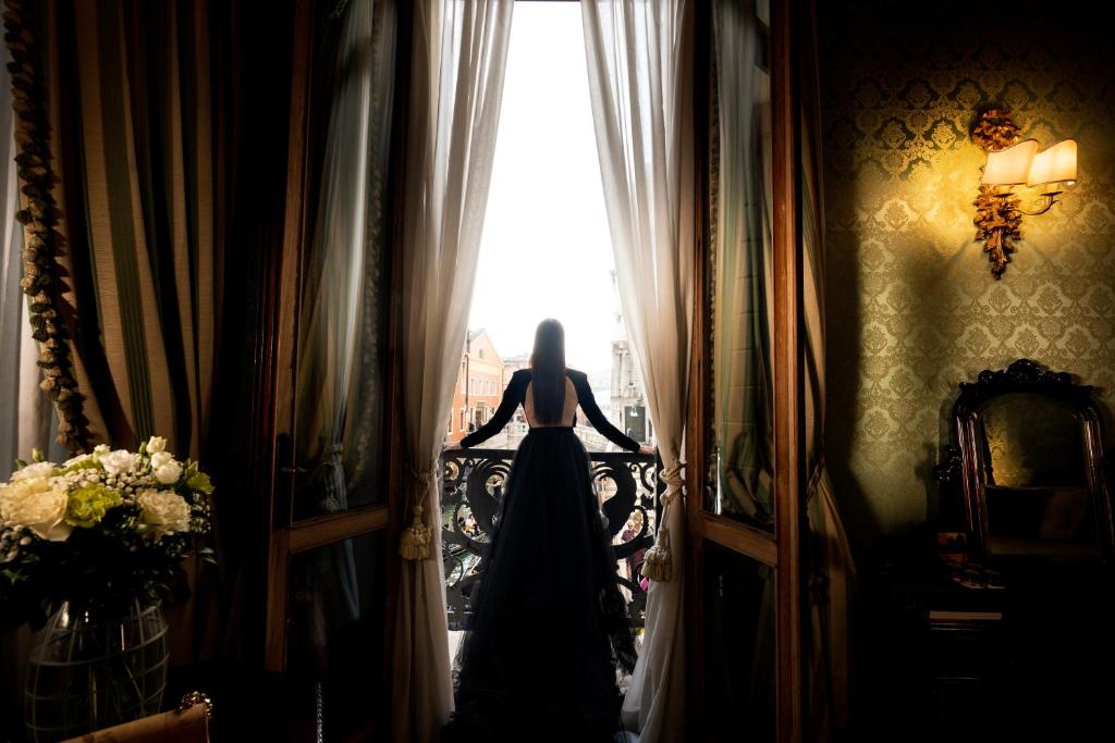 
Junior Suite with Canal View
