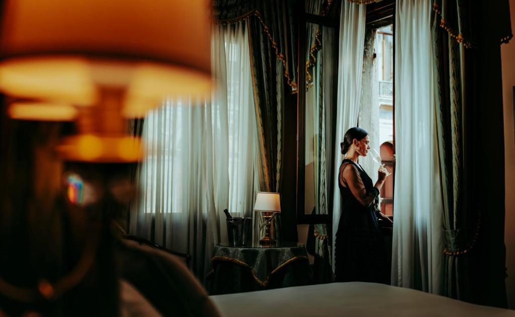 Hotel Al Ponte Dei Sospiri - Resim 40