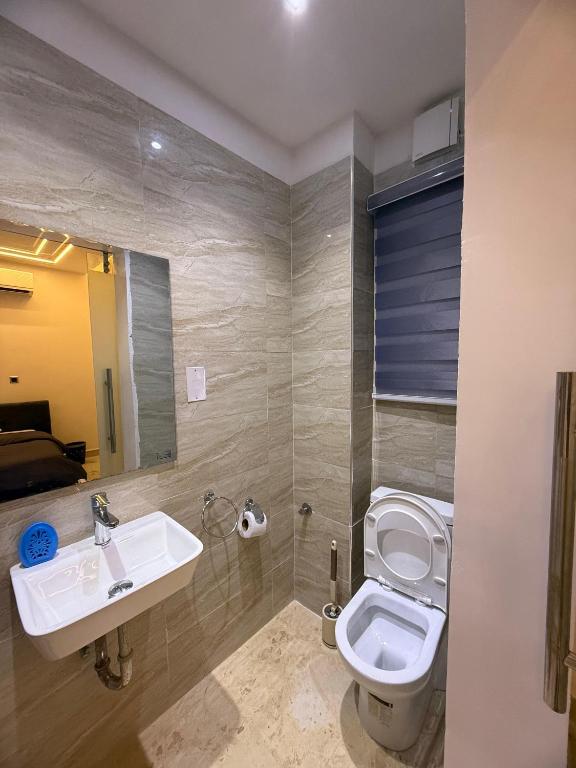 Bany a MBJ Lofts