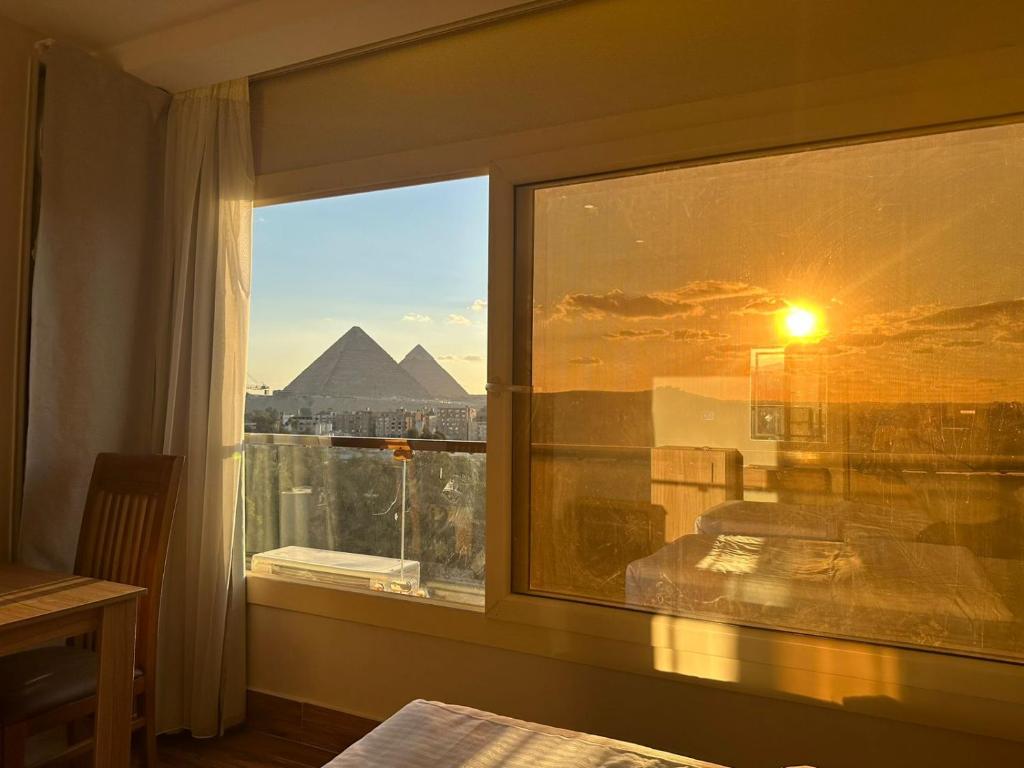 Nespecifikovaný výhled na hory nebo výhled na hory při pohledu z hotelu