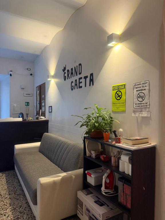 Зона вітальні в Grand Gaeta