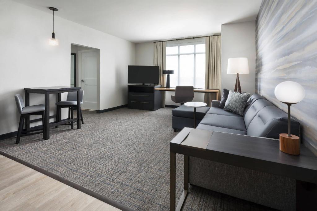 Residence Inn Long Island Garden City, Garden City (updated prices 