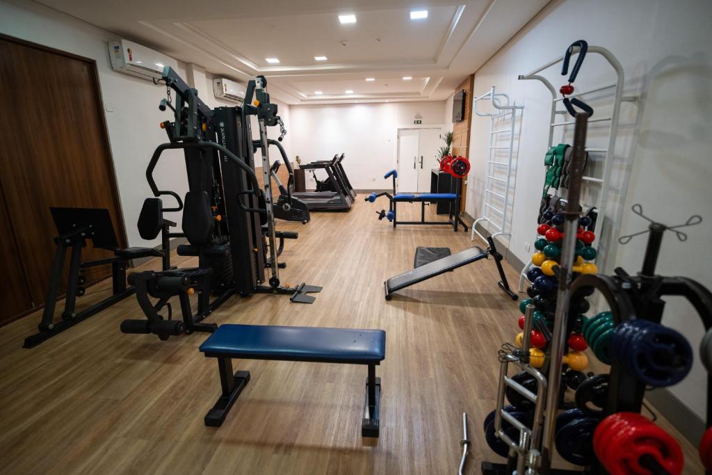 Fitness centrum a/nebo fitness zařízení v ubytování Tarobá Hotel