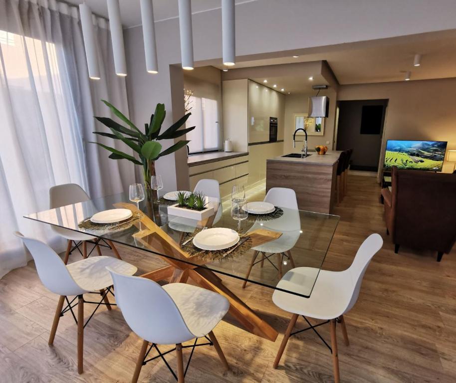 Gallery image of Modern house with pool, just 700m away from beach in La Mata