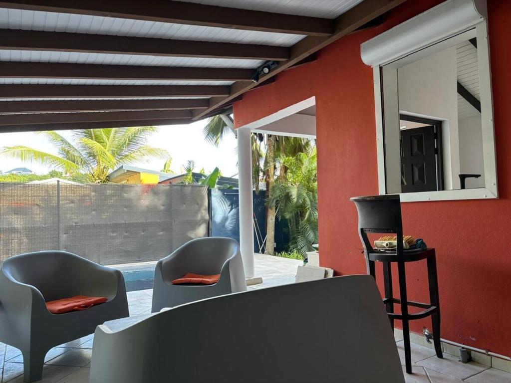 Afbeelding uit fotogalerij van Saka Lodge in Le Gosier