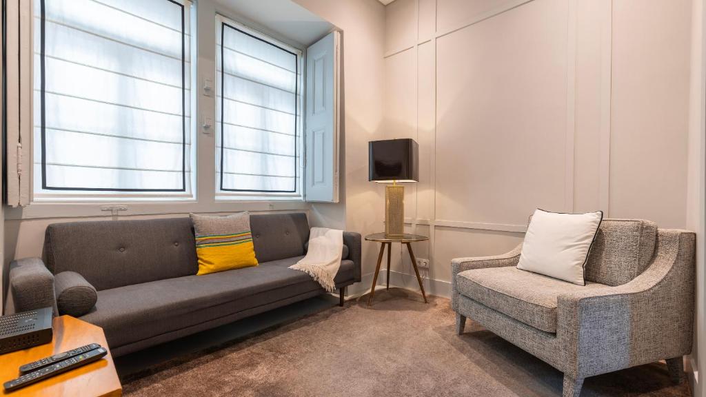 Elegant Apartment in Bairro Alto by LovelyStay