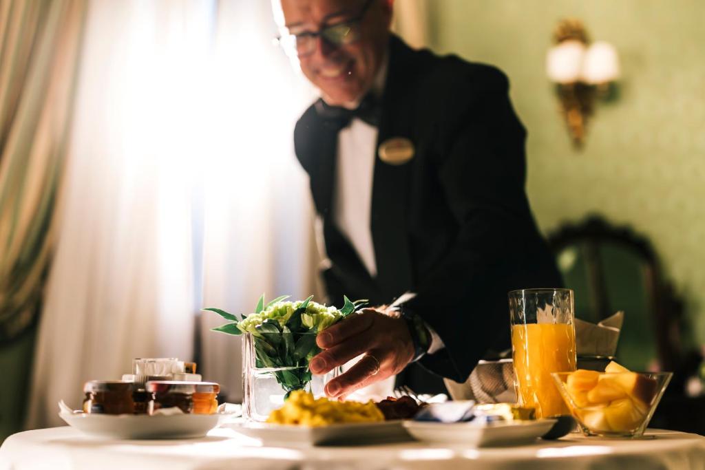 Hotel Al Ponte Dei Sospiri - Resim 18