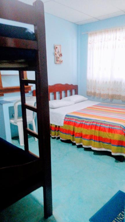 Hostal Aruba - Klassieke Viervoudige Kamer