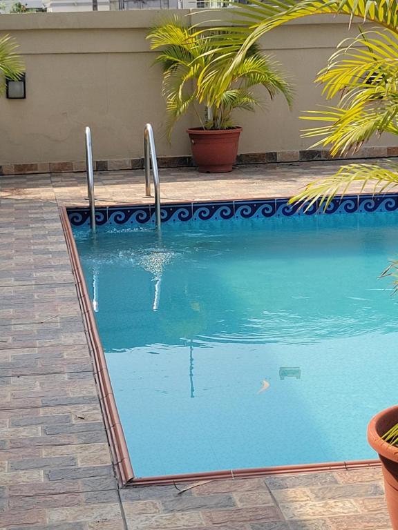 Bazén v ubytování Amazing Suites Bedroom Apartments, Lekki nebo v jeho okolí