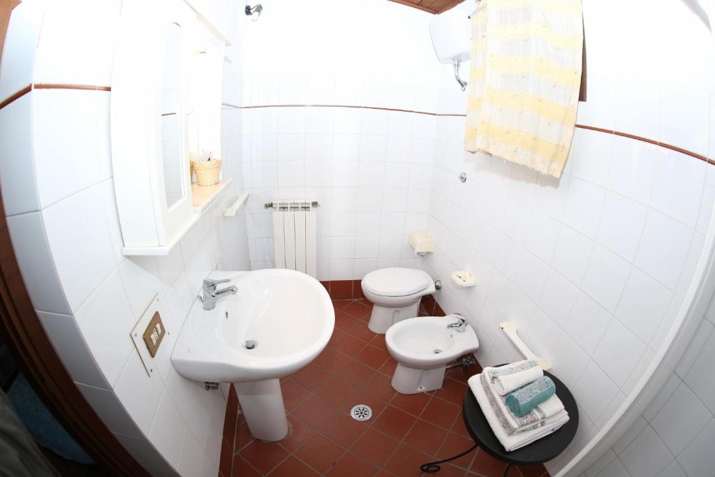 Kúpeľňa v ubytovaní Agriturismo Monte Due Torri