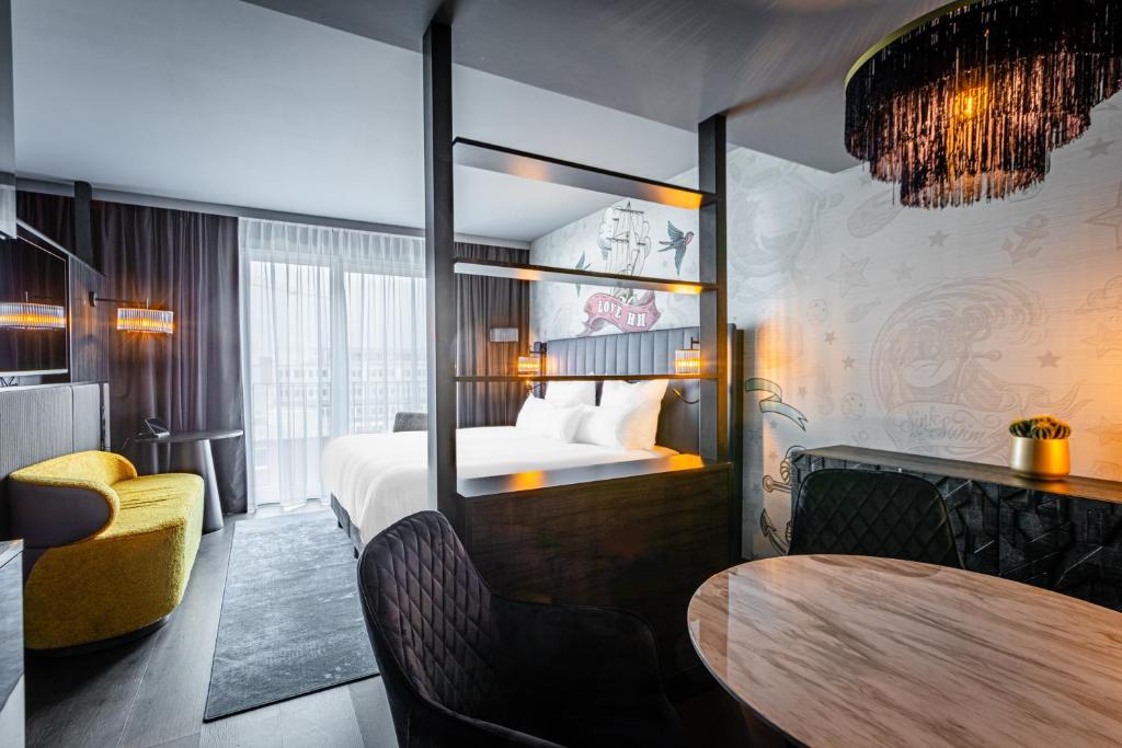 Posezení v ubytování NYX Hotel Hamburg by Leonardo Hotels