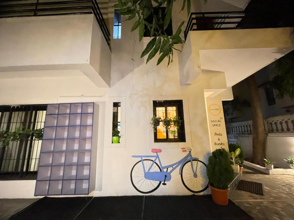 HOSHTEL99 - LUX - Stay, Cowork and Cafe - Luxurious Bungalowの敷地内または近くで楽しめるサイクリング