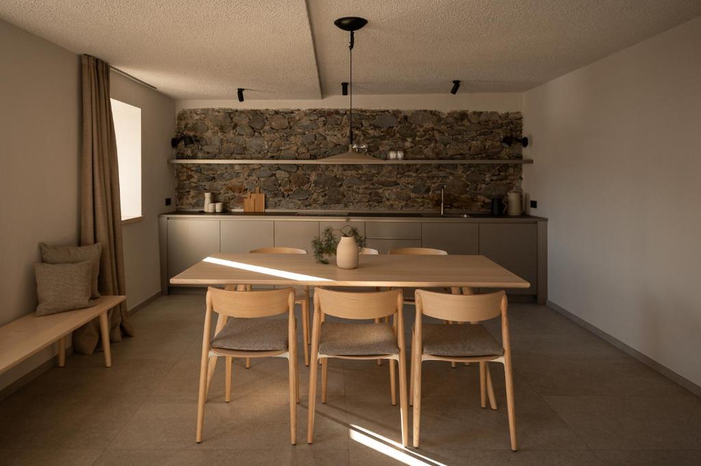 Fotografie z fotogalerie ubytování Calva B&B Apartments v destinaci Malles Venosta
