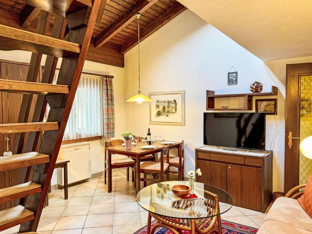 Apartment Residenza Chesa Margun 15-4 by Interhome