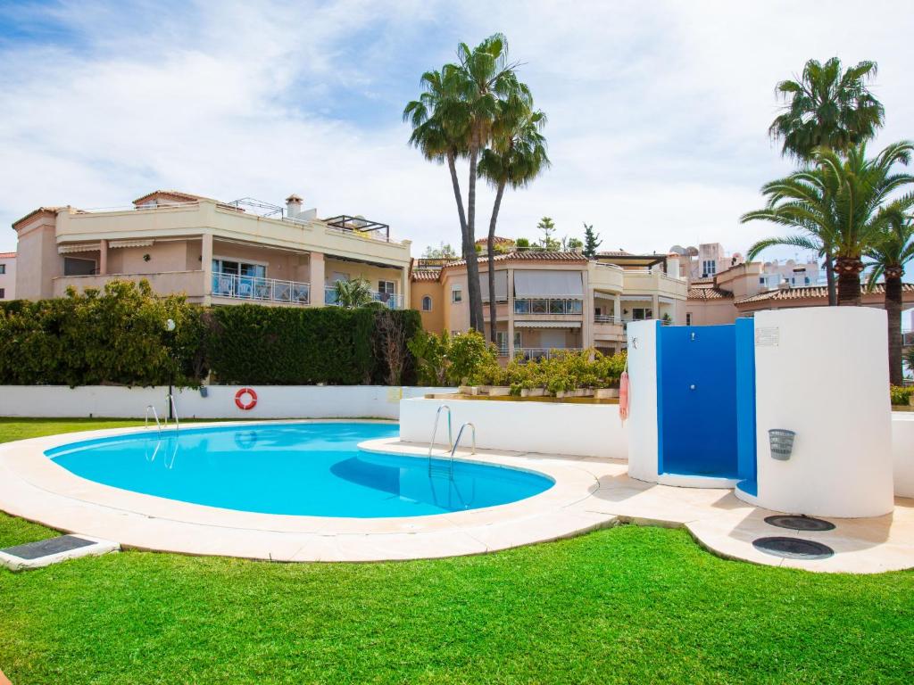 Bazén v ubytovaní Apartment Alcazaba by Interhome alebo v jeho blízkosti