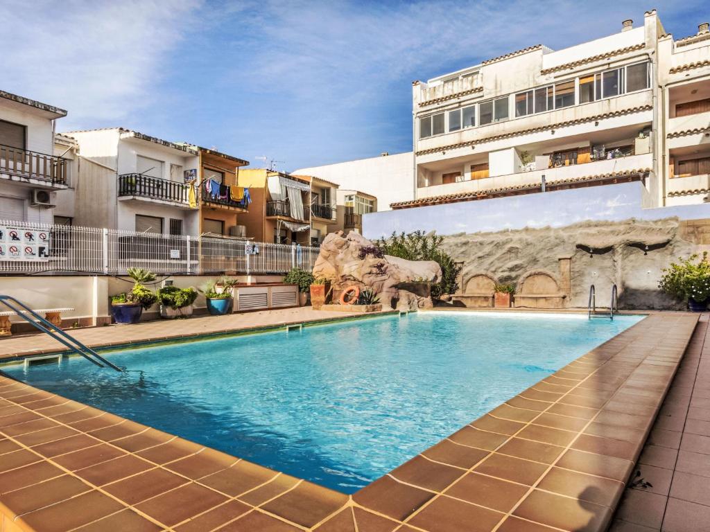 Πισίνα στο ή κοντά στο Apartment Salsadellans by Interhome