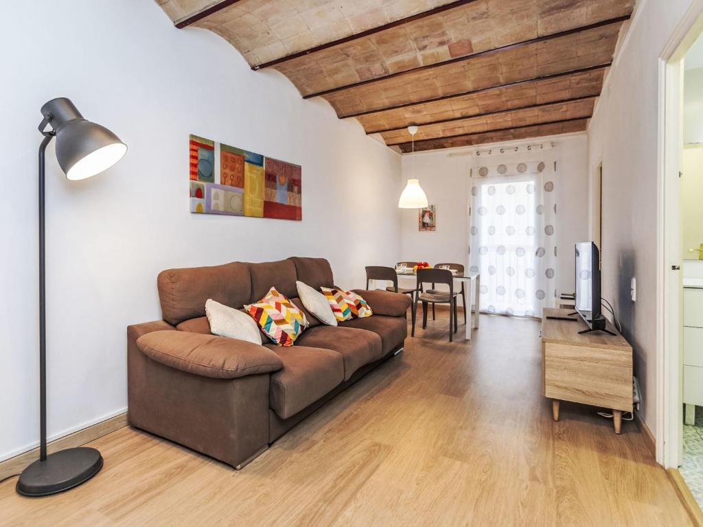Apartment Eixample Dret Aragó Roger de Lluria by Interhome