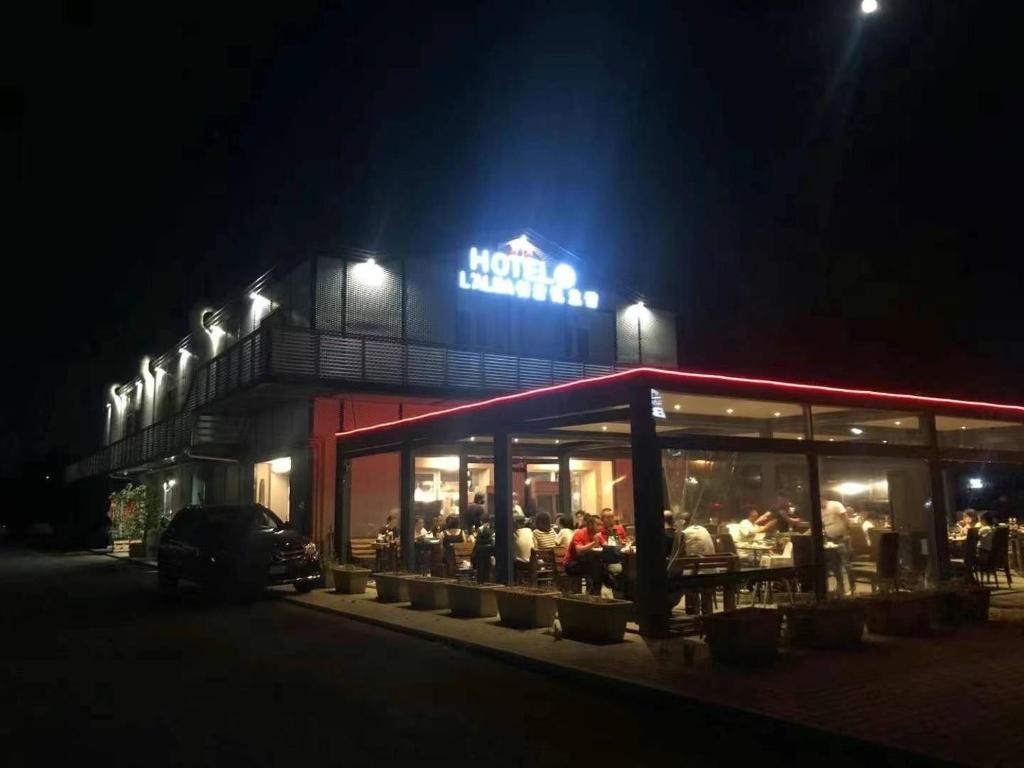 Restaurace v ubytování Hotel Alba