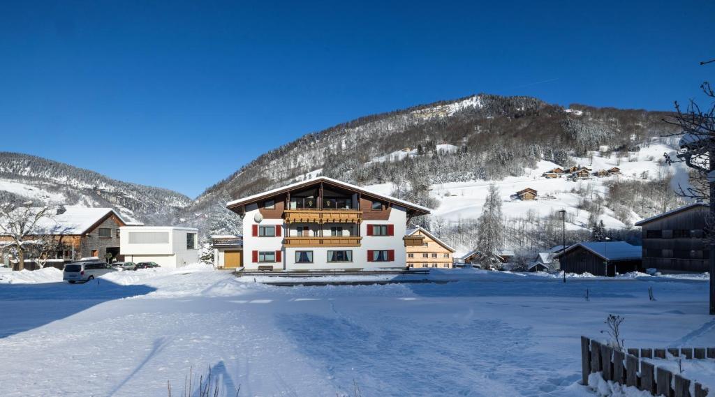 Gästehaus Manuela Puchmayr v zimě