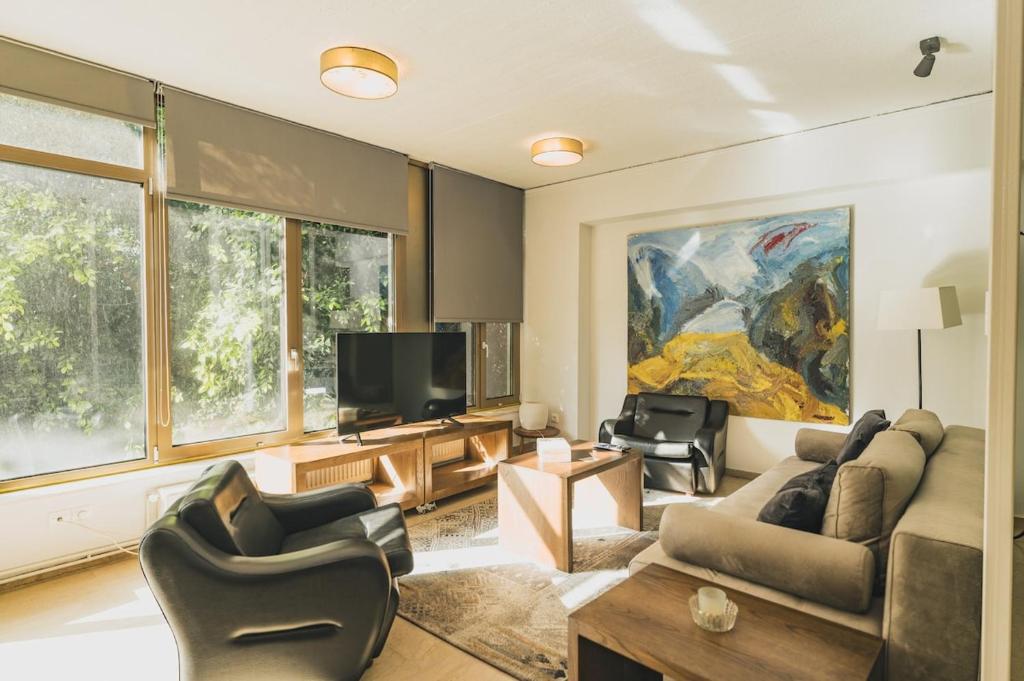 Tsakalof Loft