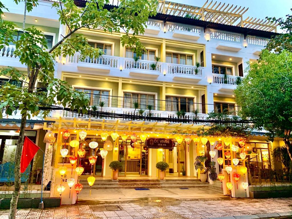 DE VIVRE Hotel mặt tiền khách sạn
