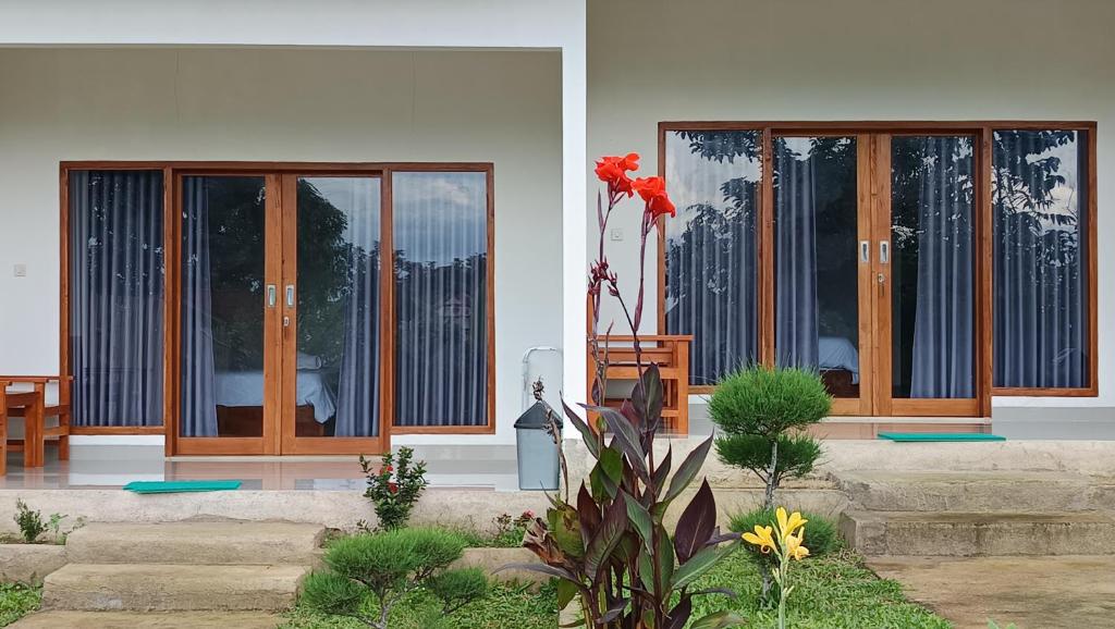 Embun Rinjani Homestay - 9