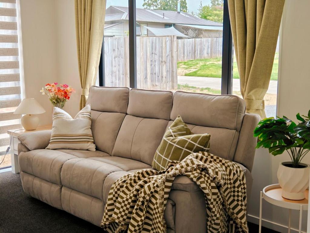 Stylish Home Away from Home - Resim 28