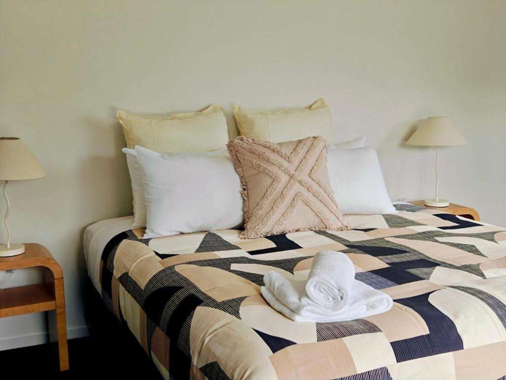 Stylish Home Away from Home - Resim 42