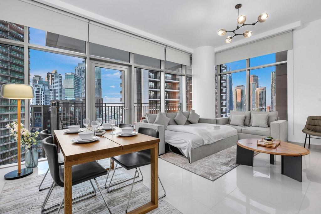 Panoramic City View Apartments Near Public Transport Reference: First Class 1Br Panoramic City View Dubai Updated Prices 2026