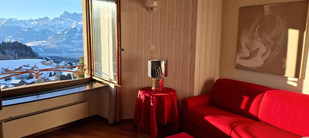 Nespecifikovaný výhled na hory nebo výhled na hory při pohledu z apartmánu