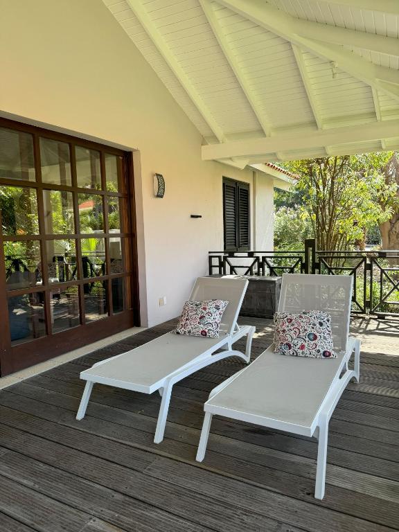 Balkón nebo terasa v ubytování Vrijstaande BB BEACH Villa Azure