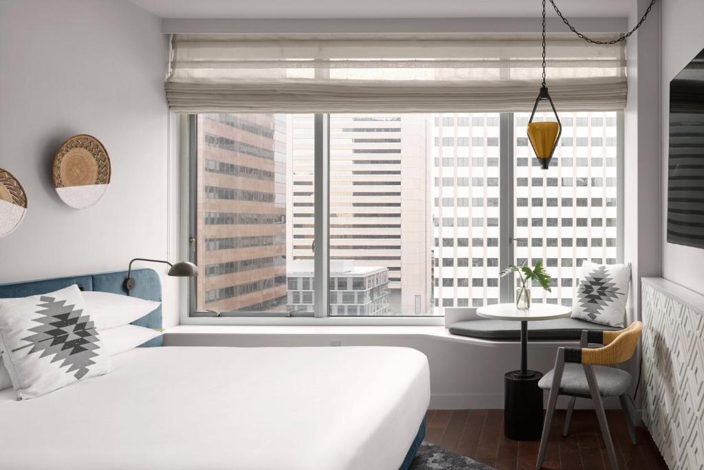 Alma San Diego Downtown, a Tribute Portfolio Hotel - Salle King