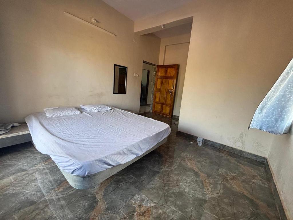 Imagen de la galería de Shobhnath Home Stay, en Harnai