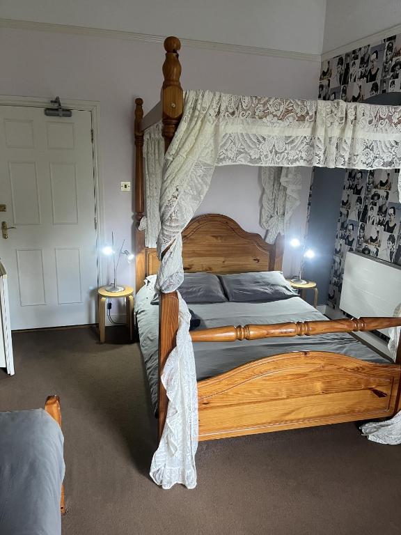 Beverley Budget Inn - Chambre Quadruple Supérieure